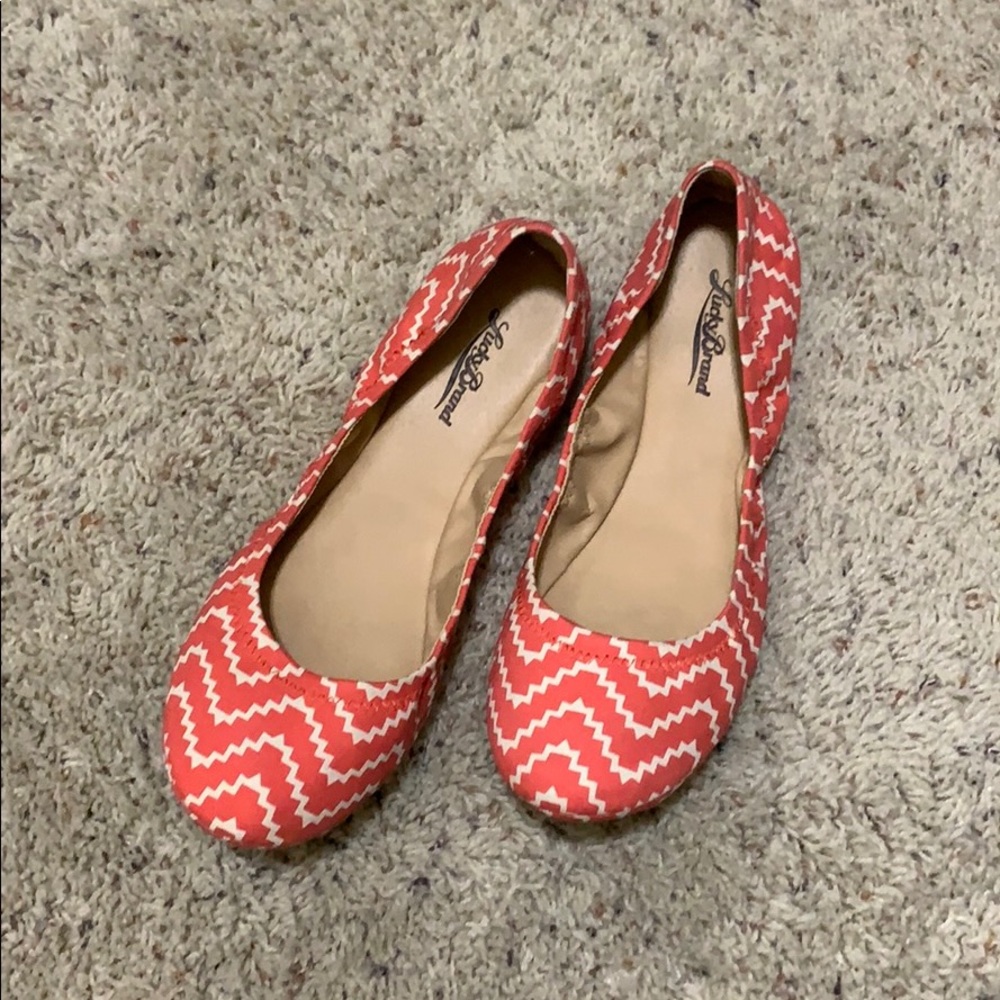 Like New Lucky Brand Emmie Flats, size 9